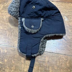 Cabela's Black and Brown Trapper Hat with Faux Fur Lining missing buckle sz m/L